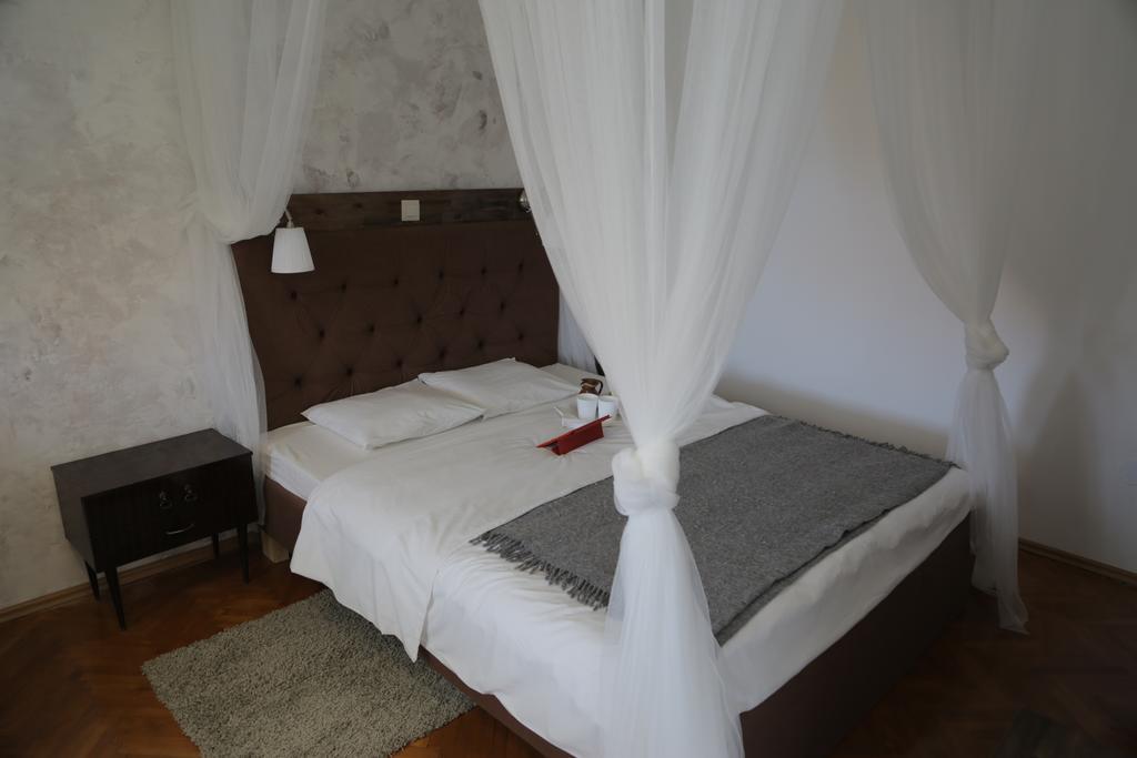Guest House Mediterranea Pakoštane Exterior foto